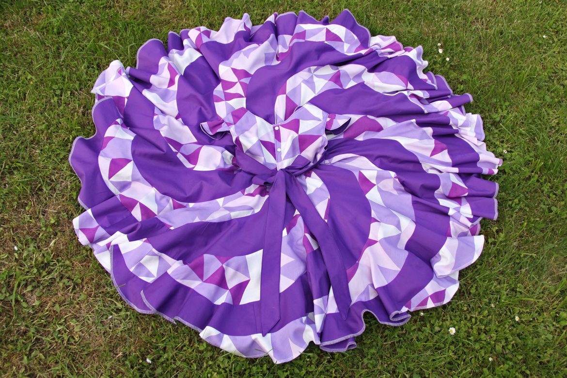 Peppermint Swirl Dress Violett